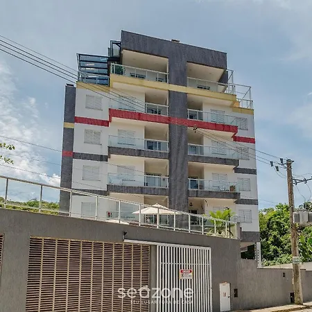 Apto c/ Churrasqueira a 500m da Praia IRE0022-2